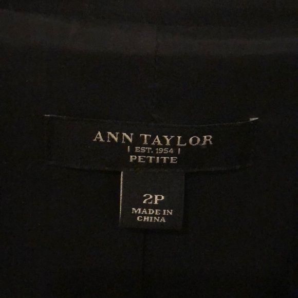 Ann Taylor Blazer plus free matched tank - Picture 3 of 5